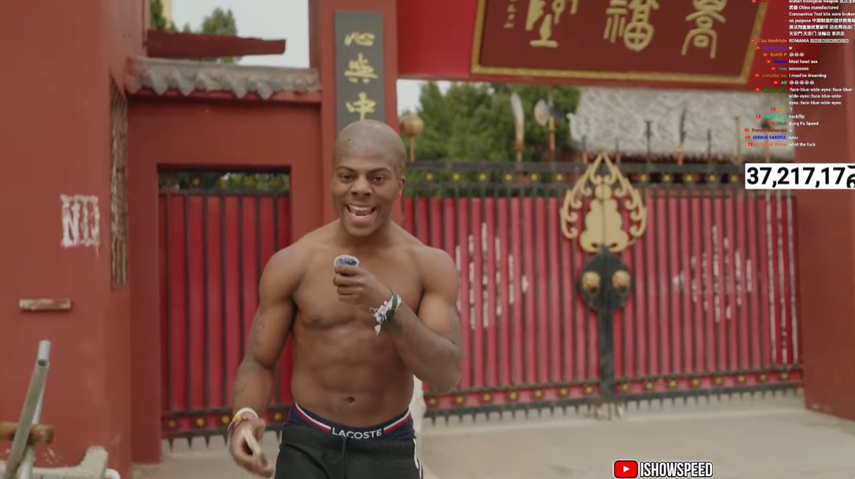 光頭造型！Speed中國(guó)行來(lái)到鄭州少林寺，上香拜佛學(xué)功夫