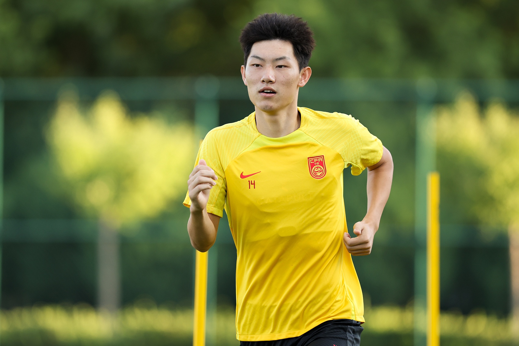 魯媒：泰山隊(duì)抵達(dá)梅州五外援齊整，四名國腳可出戰(zhàn)史松宸隨隊(duì)