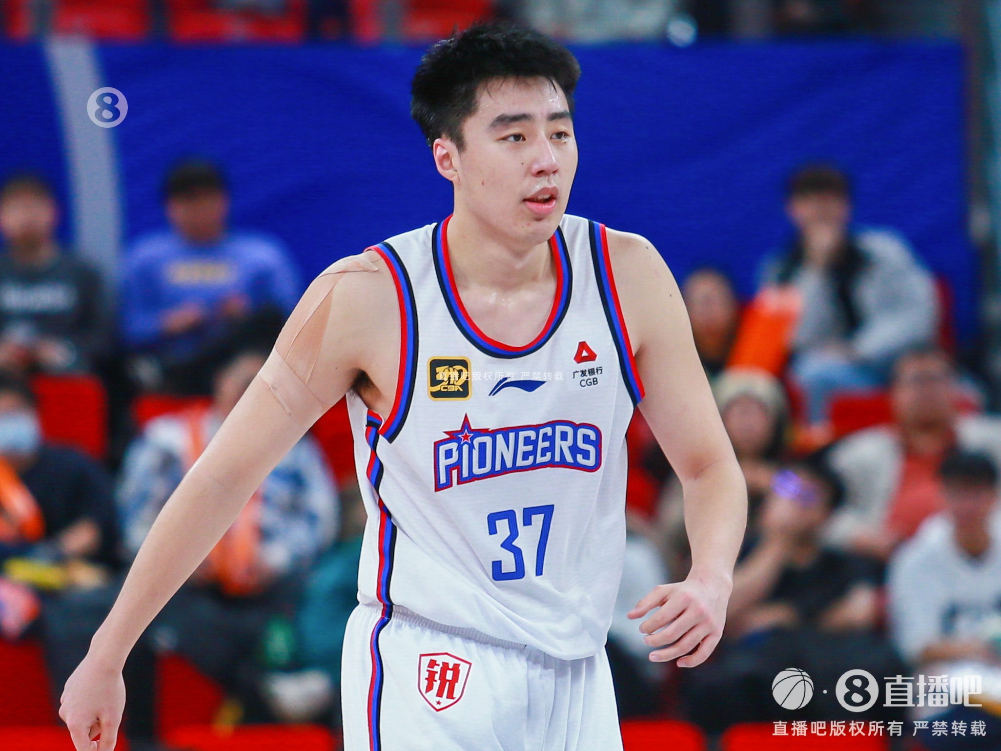 無奈最后6犯離場！杜伯超20中10&三分8中3空砍24分4板2帽
